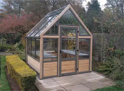 Bespoke glasshouse Gallery Image