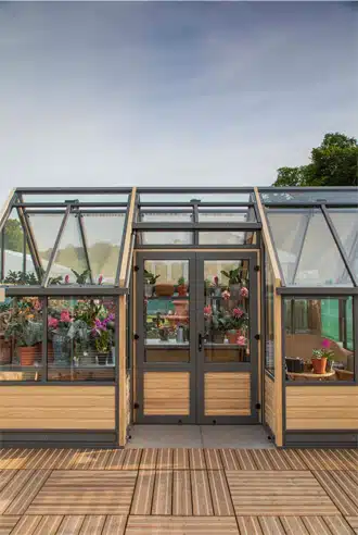 Bespoke glasshouse Gallery Image