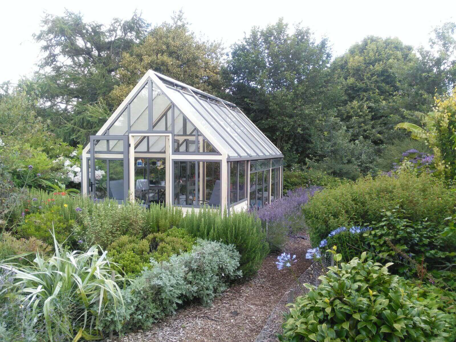 greenhouse partition